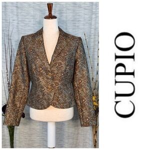 Cupio gold and brown floral stitched blazer.